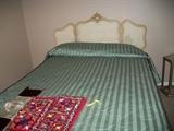 QUEEN BED/HEADBOARD