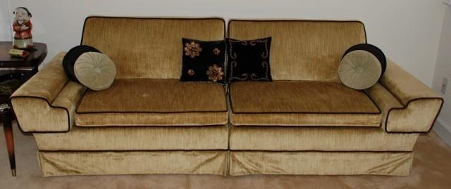 FABULOUS MOD SOFA THAT CAN BE DIVIDED