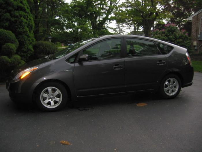 2008 Toyota Prius one owner only 19,210 miles