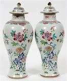 Lot#1009, CHINESE EXPORT PORCELAIN MANTEL URNS, C. 1790, PAIR, H 14 1/4"Painted floral and leaf design on a white ground.