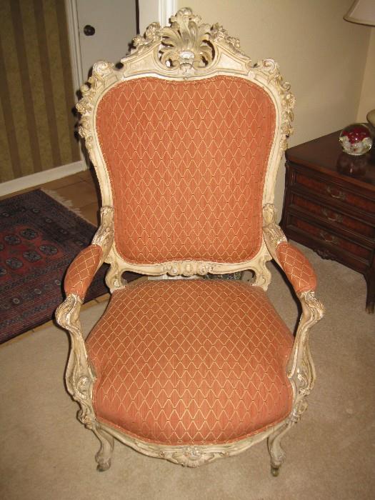 ANTIQUE FRENCH ARM CHAIR