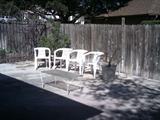 patio chairs/table