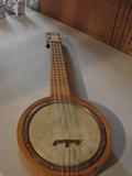LaPacifica banjo ukelele