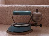 Coleman robin's egg blue gasoline fuel sad iron - wonderful condition!!!!