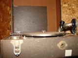 Crank phonograph - it works!