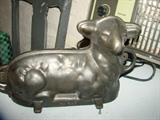 Cast iron lamb cake mold