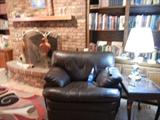 LEATHER RECLINER