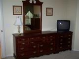 Broyhill bedroom set