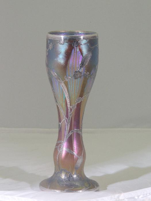 Loetz Art Nouveau Phenomen Genre vase with pulled leaf decor and scenic silver overlay, depicting a heron stalking through the cattails and waterlilies.
