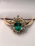 Gold Emerald Ring