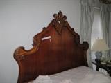 VENETIAN STYLE HIGHBACK BED