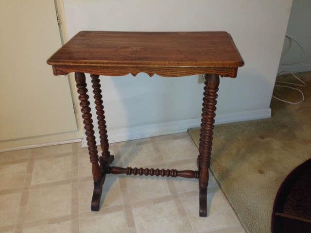 Jenny Lind table