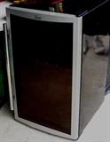 Magic chef Ewave wine cooler for 30 bottles