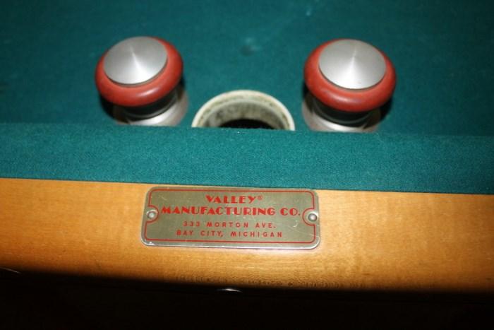 Valley Bumper Pool Table