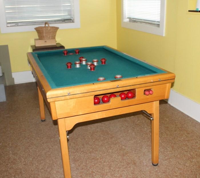Valley Folding Pool Table