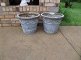 CONCRETE FIGURINES / LAWN DISPLAYS / YARD ART AND OUT DOOR DECOR