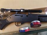 CROSMAN BB GUN WITH SCOPE 