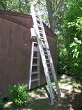 12' EXTENSION LADDER WITH SUPPORT - 2 STEP LADDERS