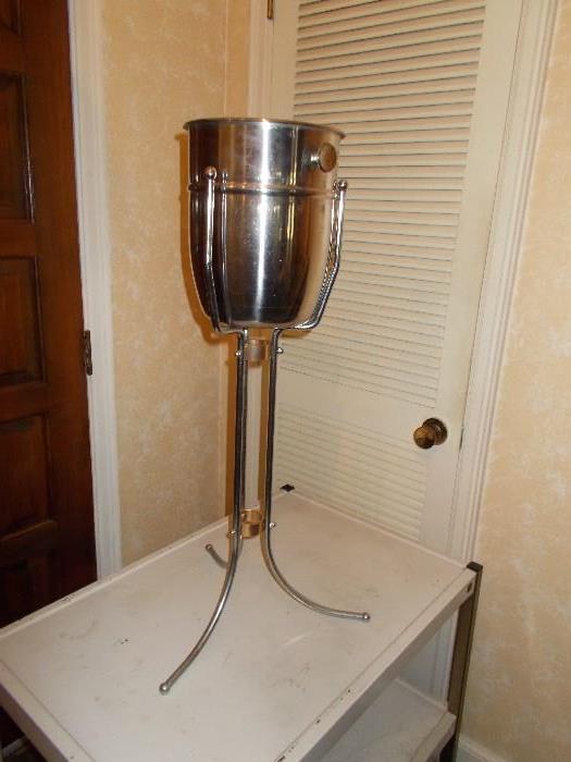Stainless Steel Wine/Champagne Holder on Stand