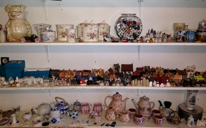 So many trinkets!!