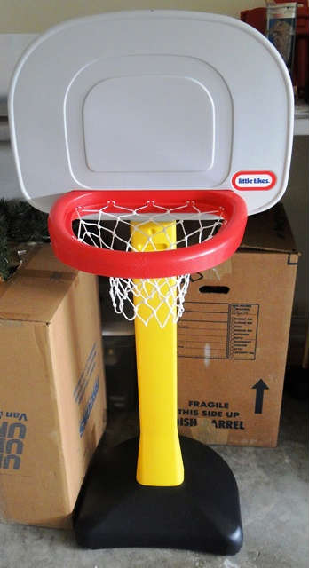 Little Tikes B-Ball hoop $ 10.00