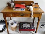 Vintage writing table $ 80.00