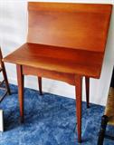 Drop leaf table $ 60.00