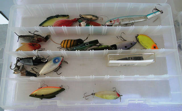 Lure lots - various prices depending on amount, age and condition of lures.