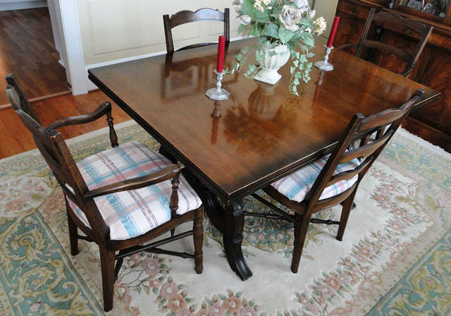 Solid wood dining table / 4 chairs $ 600.00