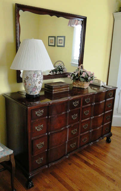 Antique dresser / mirror $ 380.00