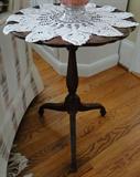 Wood tea table $ 40.00