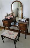 Mirrored vanity with stool $ 320.00