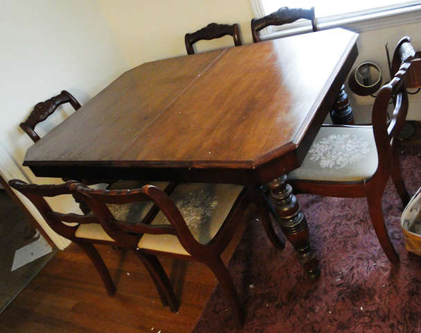 Antique dining table / 6 chairs $ 400.00