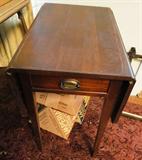 Antique drop leaf end table $ 80.00