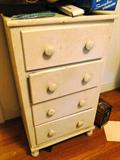 4 Drawer dresser $ 60.00