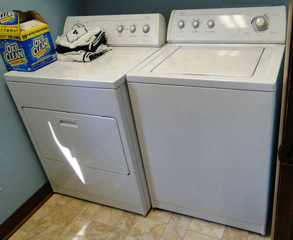 Whirlpool washer / dryer $ 280.00