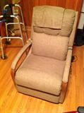 Vintage recliner $ 80.00 (2 available)