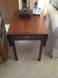 Vintage drop leaf end table $ 100 - 18" wide x 26" deep x 23" tall (both leaves when up are 8" each)