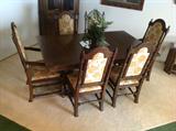 Ethan Allen dining set with 6 chairs and 2 leaves - $ 500.00
