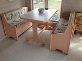 Table / 2 cushioned benches $ 300.00