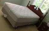 Full bed. Mattress and box spring included. $ 200
