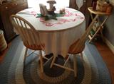Table / 2 chairs $ 100.00