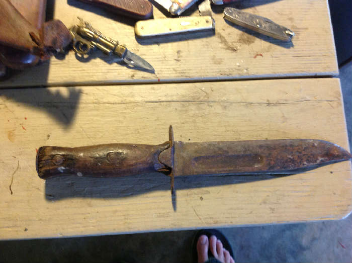 Mexican Artillery Knife (late 1800's) - $ 50.00
