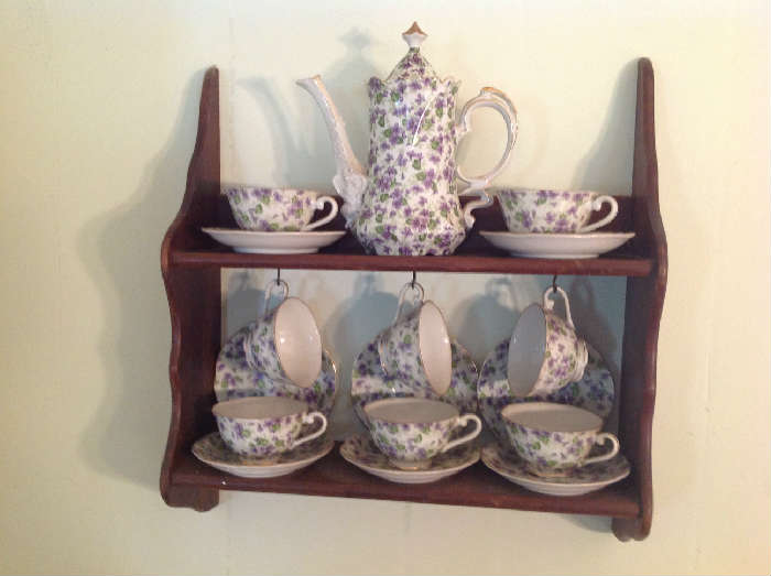 Lefton tea set  - teapot, 8 cups / 8 saucers (one saucer cracked / repaired) -$ 70.00