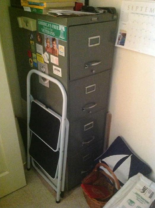 4 drawer file cabinet $ 50.00