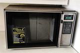 Item K4 Panasonic microwave oven $ 15.00