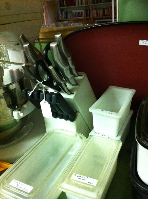          1 of several knife sets; refrigerator dishes