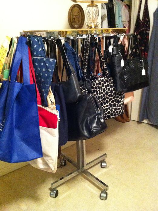                                Many purses/bags