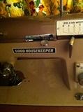             Good Housekeeping sewing machine 