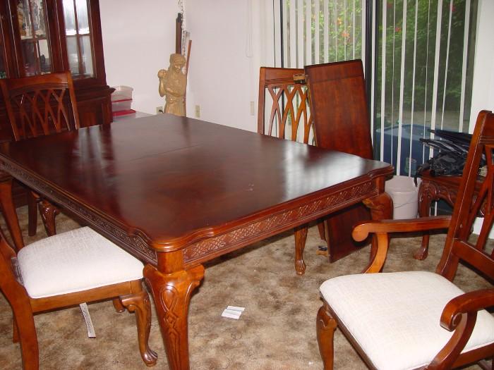 Beautiful dining room table and matching china hutch